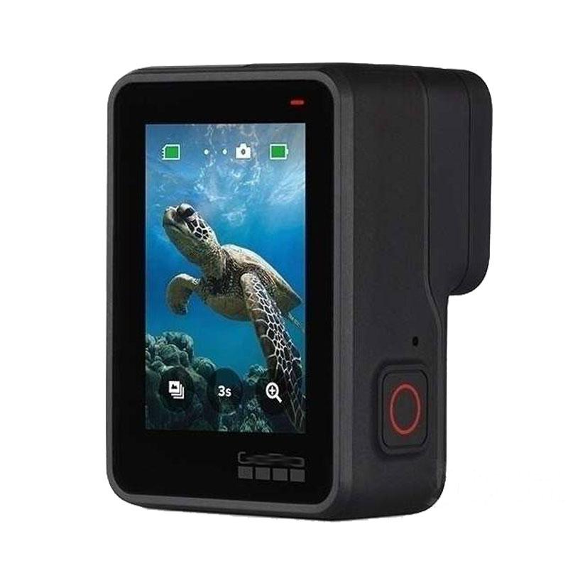 Tay cũ với máy ảnh thể thao đen GO_PRO7