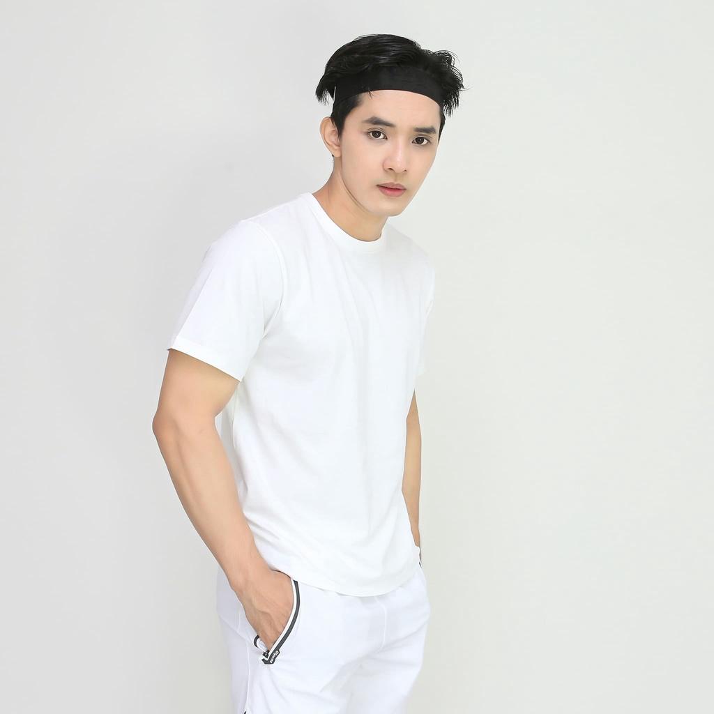 Hình ảnh Áo thun nam cotton trơn -Regular fit