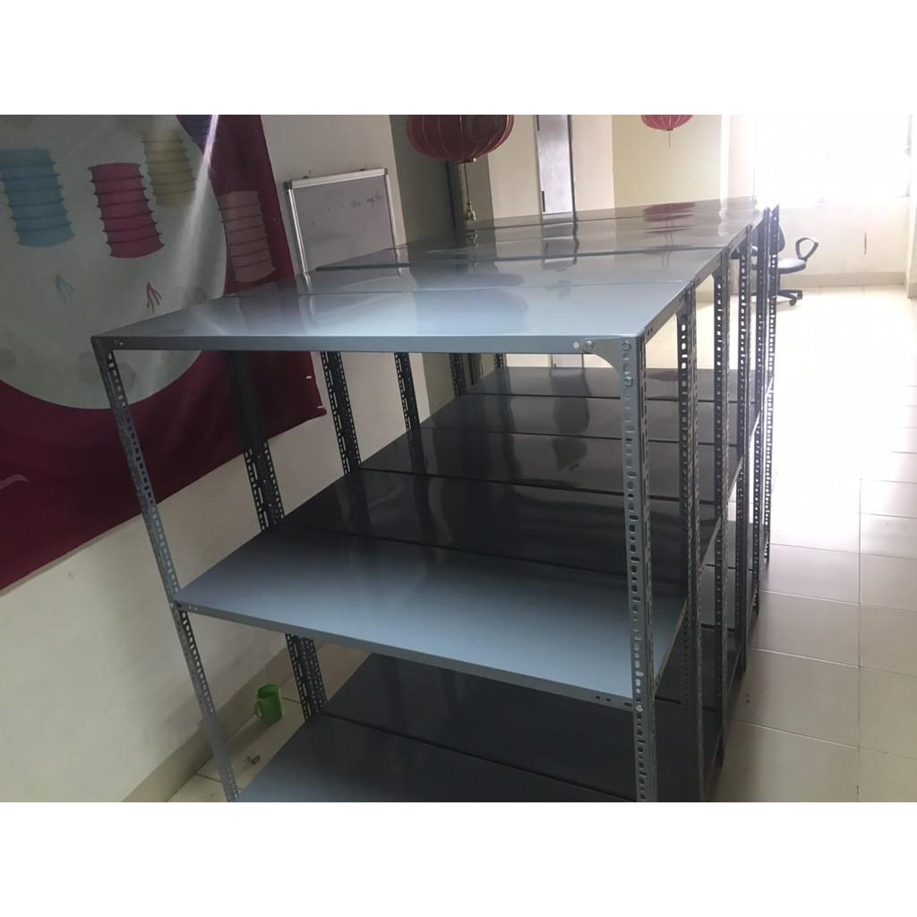 Kệ sắt V lỗ đa năng 3 tầng KT : dài 1m, rộng 0,4m, cao 1m