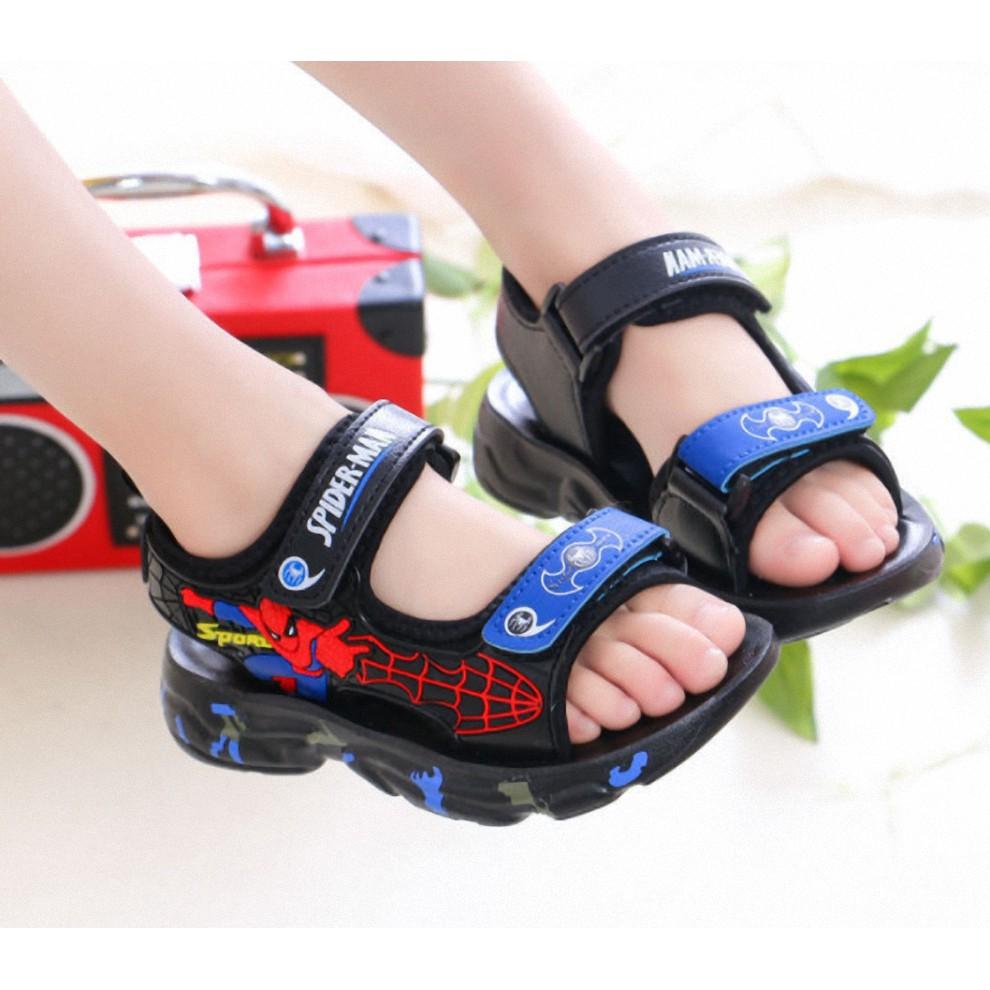 Sandal siêu nhân cho bé trai 3 - 12 tuổi năng động và phong cách QN103