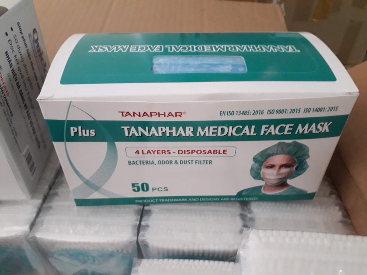 Bộ 2 hộp Khẩu trang y tế 4 lớp Tanaphar Plus (Hộp 50 cái)