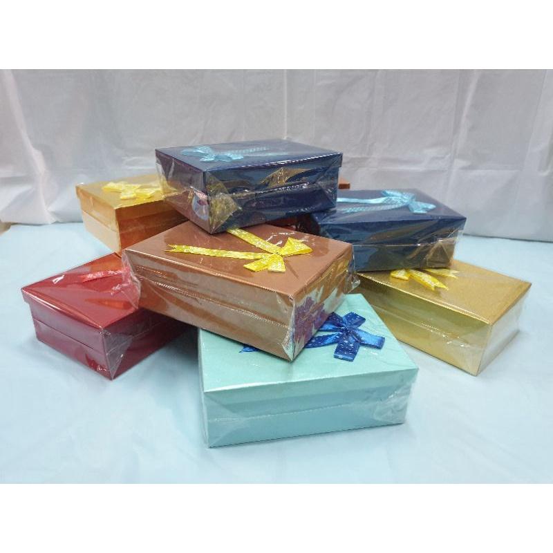 Hộp Quà Quà Tặng Sinh Nhật Kích Thước 16cm x 22cm x 8cm