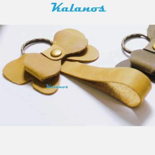 Móc khóa da bò cao cấp độc đáo thời trang Kalanos KMKN10-Bo, Móc khóa da màu vàng bò sành điệu