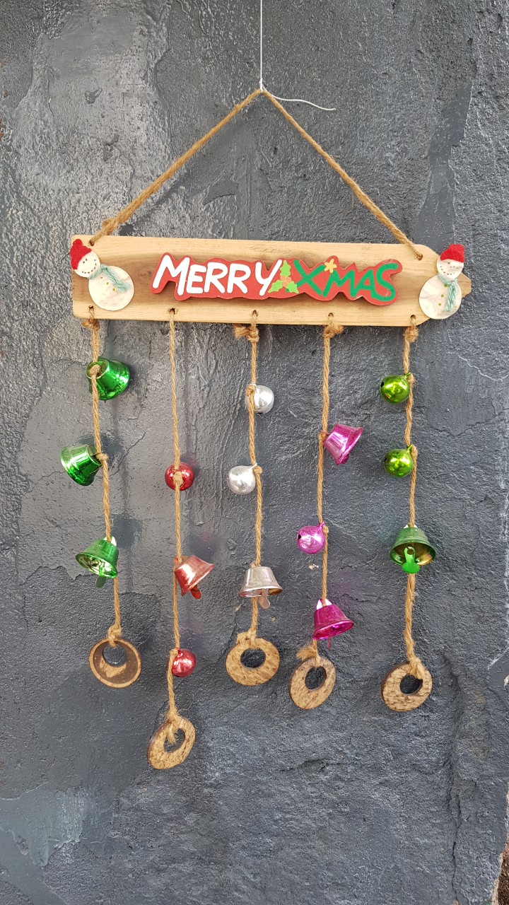 Bảng trang trí, bảng chuông Merry Christmas dùng để trang trí, decor không gian tiệc Giáng sinh, Noel, hàng handmade. Giao từ HCM