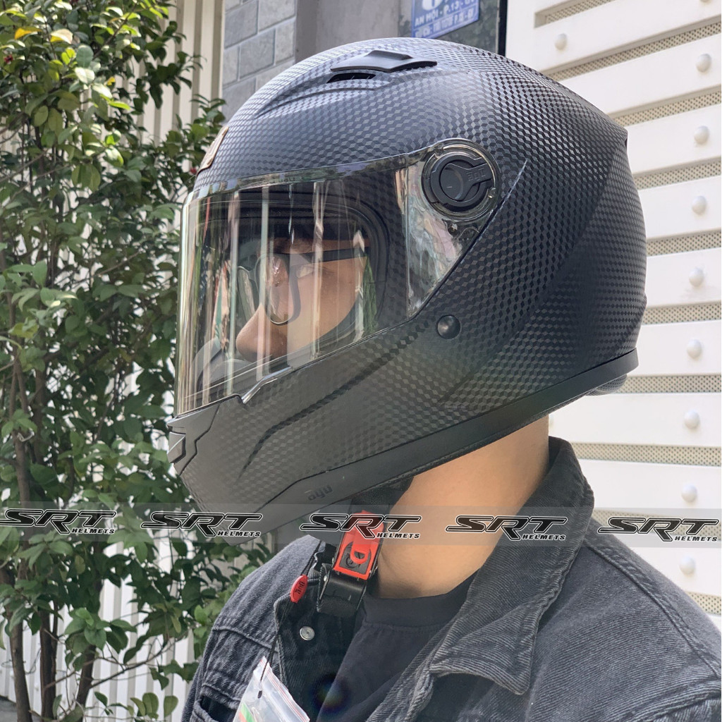 Mũ bảo hiểm fullface AGU đen vân carbon cao cấp