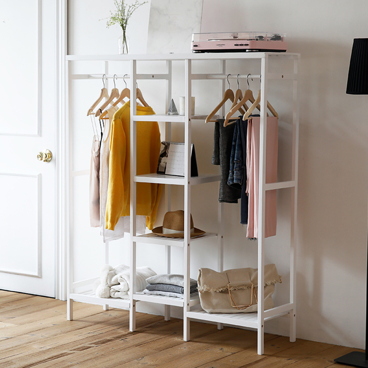 Giá Tủ Treo Quần Áo Gỗ Phối Kệ Triple Hanger Nội Thất Kiểu Hàn BEYOURs