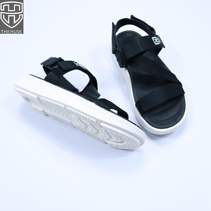 Giày Sandals Unisex HuuCuong &amp; TheHusk Quai Đen Đế Trắng - TH14