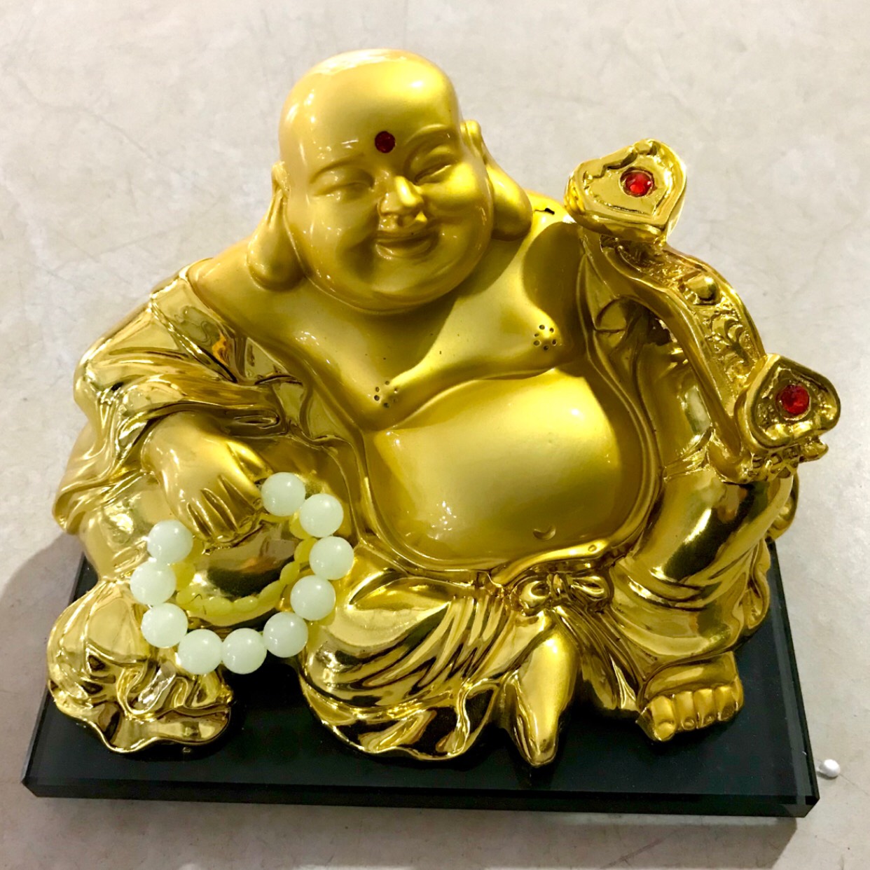 Tượng phật di lặc phong thủy quả cầu xoay năng lượng mặt trời ,quạt phe phẩy để bàn làm việc trang trí nội thất Taplo Ô tô ,xe hơi