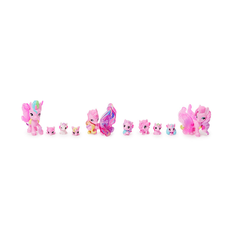 Đồ Chơi HATCHIMALS Khuôn Viên Vui Chơi Gia Đình Kỳ Lân 6063118