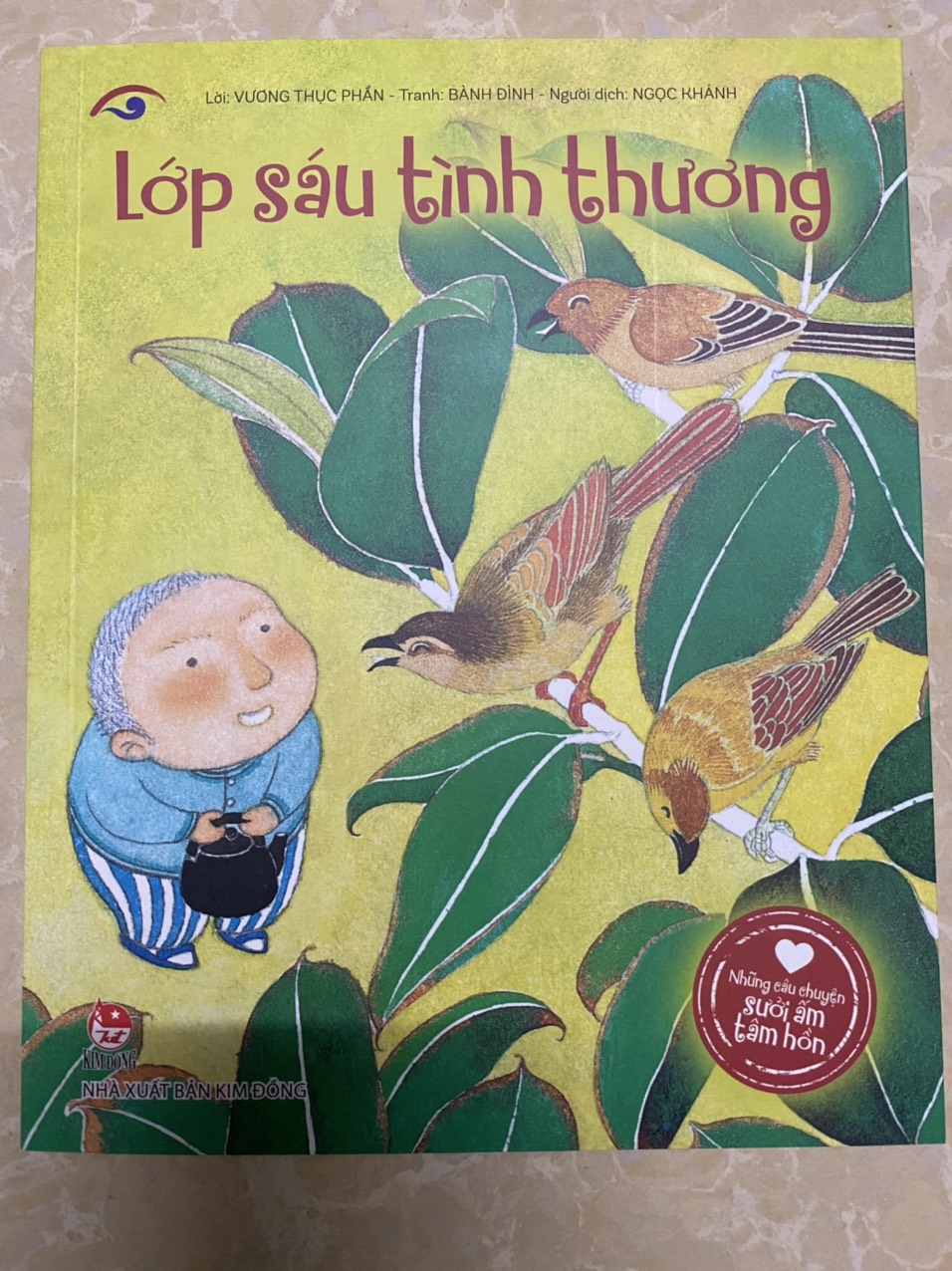 Những câu chuyện sưởi ấm tâm hồn - Lớp sáu tình thương