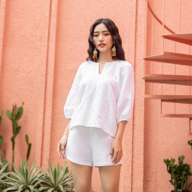 Áo công sở linen phối ren VANIA - A2120 tay phồng