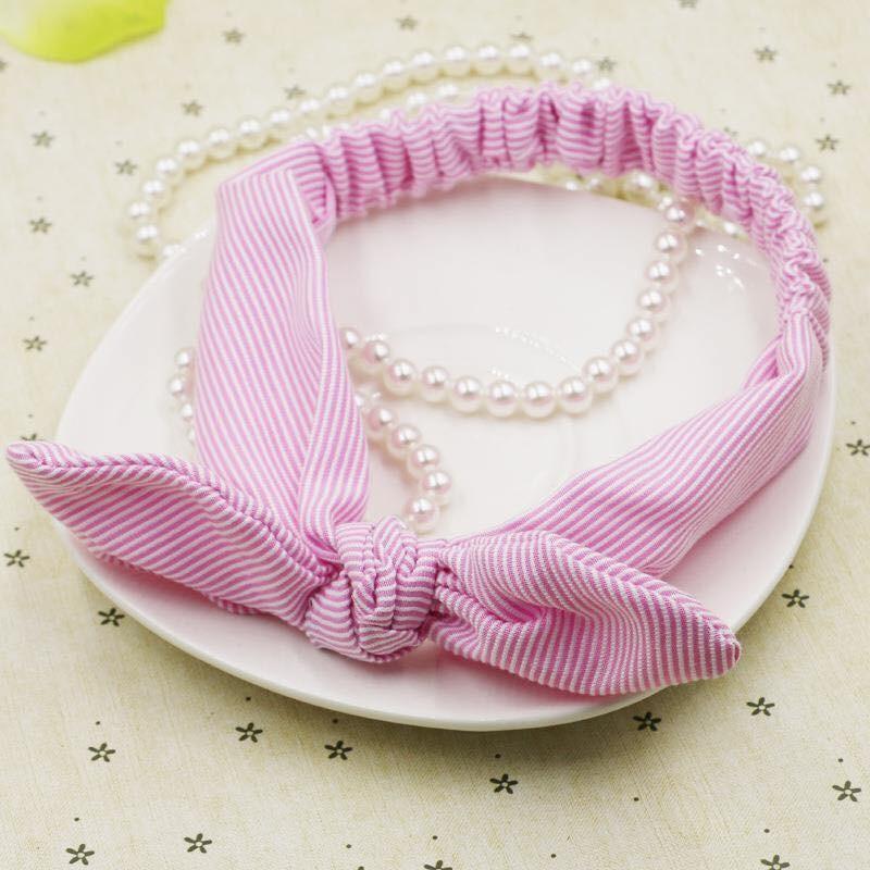 Băng đô tai thỏ điệu đà cho bé