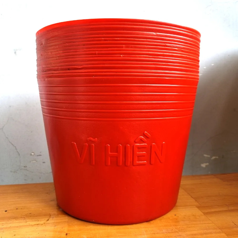 200 Chậu Nhựa Đỏ C9 Miệng,cao,đáy 23x16x16.5cm trồng cây ăn trái và hoa siêu bền-77700