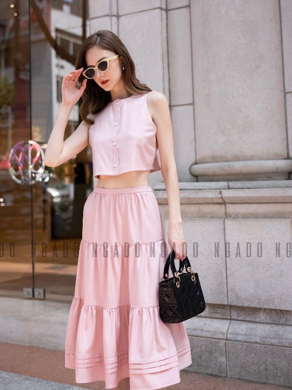 Set áo váy croptop hồng NGADO