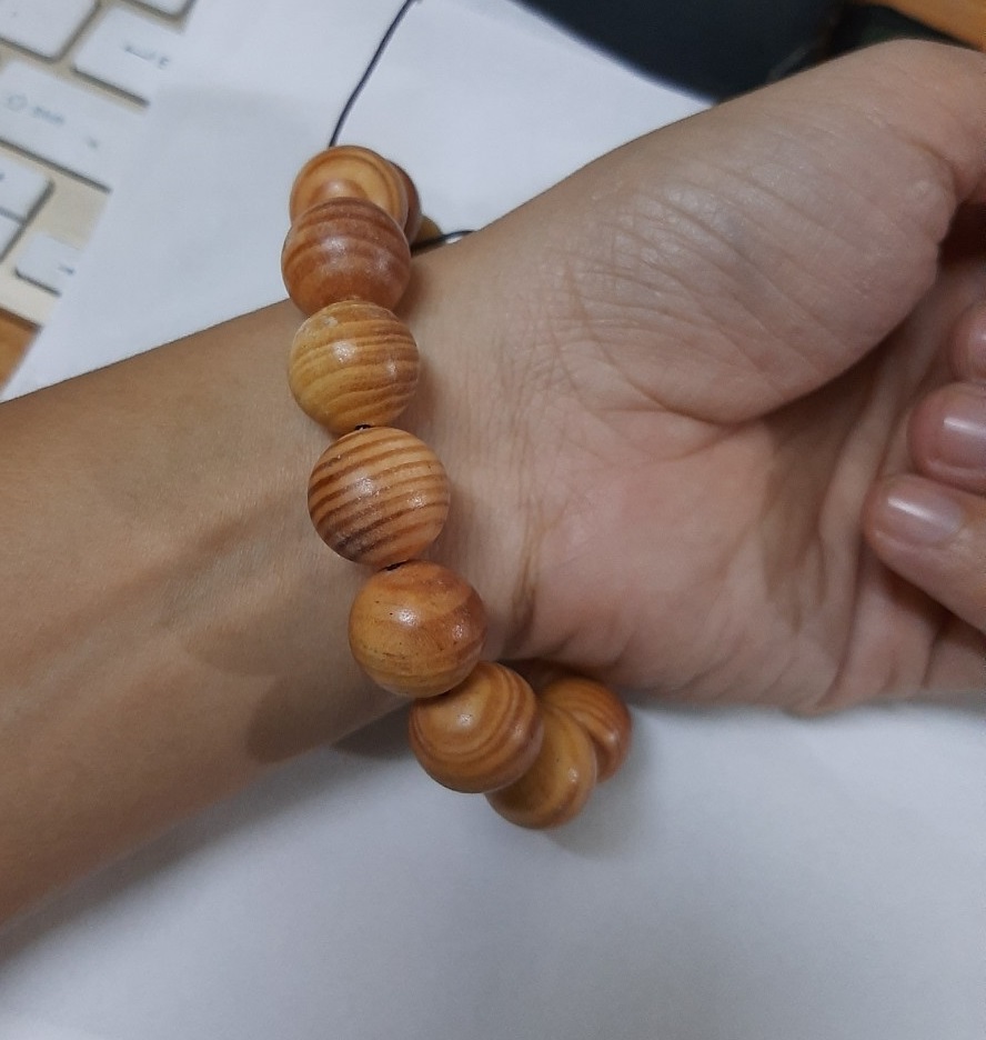 Vòng tay hạt gỗ may mắn size hạt 14 ly cá tính, bình an, thịnh vượng