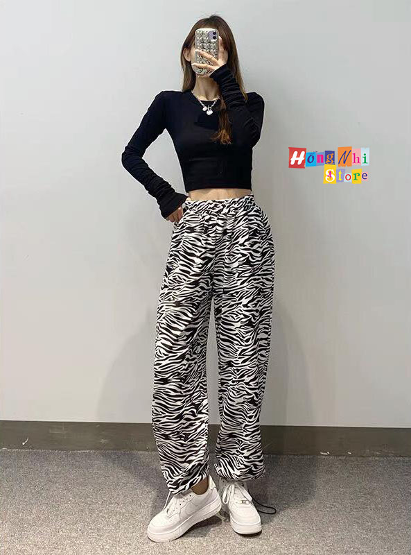 Quần Jogger 3D Ulzzang Unisex Jogger Loang Màu Dây Rút Lai Ống Rộng Báo Đen V2 - MM