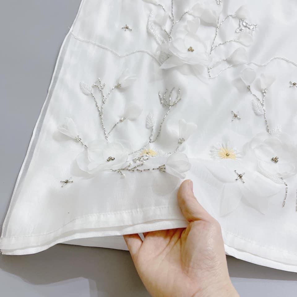Áo Dài Dạ Tiệc Cách Tân Thiết Kế Tay Lỡ Đính Hoa Siêu Xinh Cho Các Nàng, A17