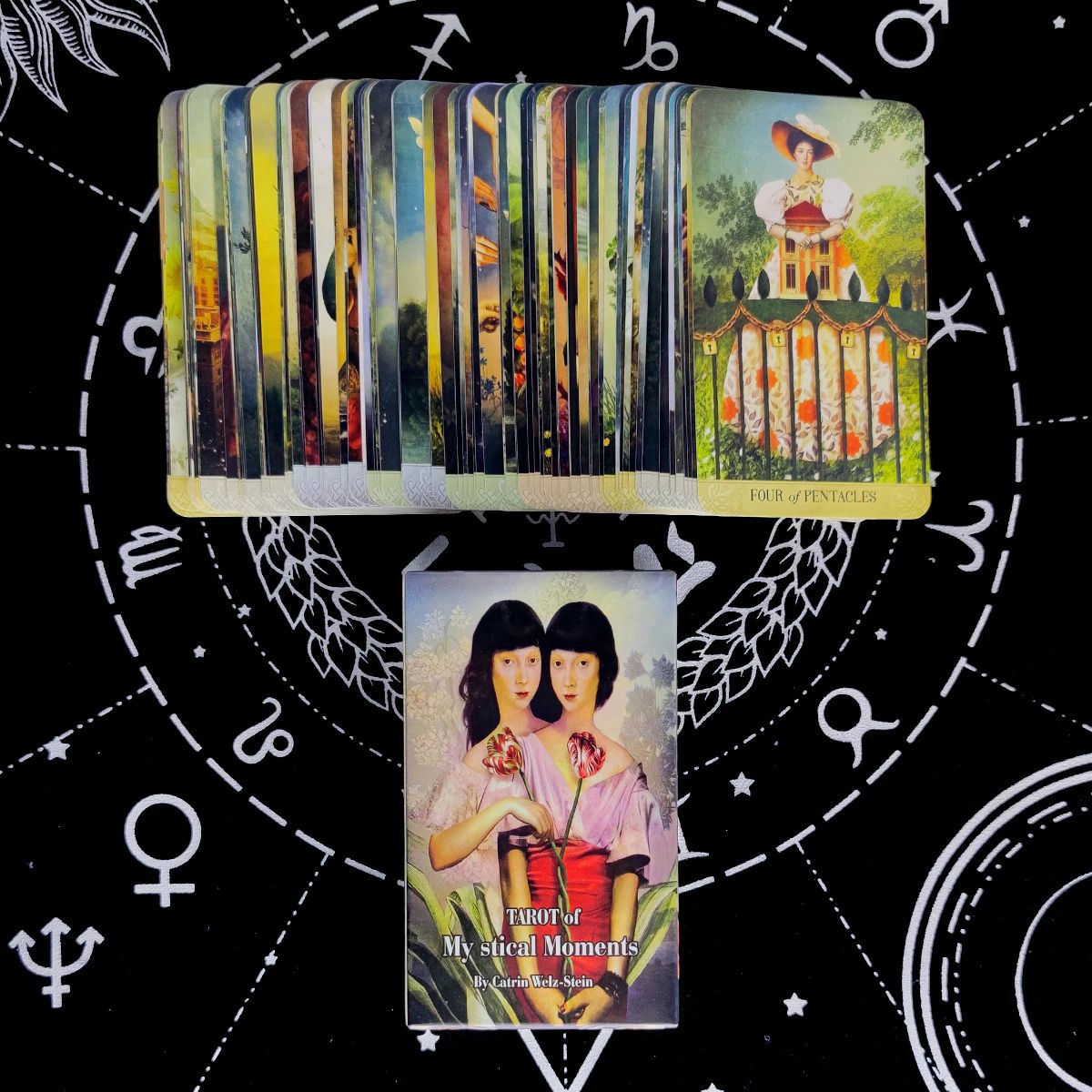 Bộ bài Tarot of Mystical Moments