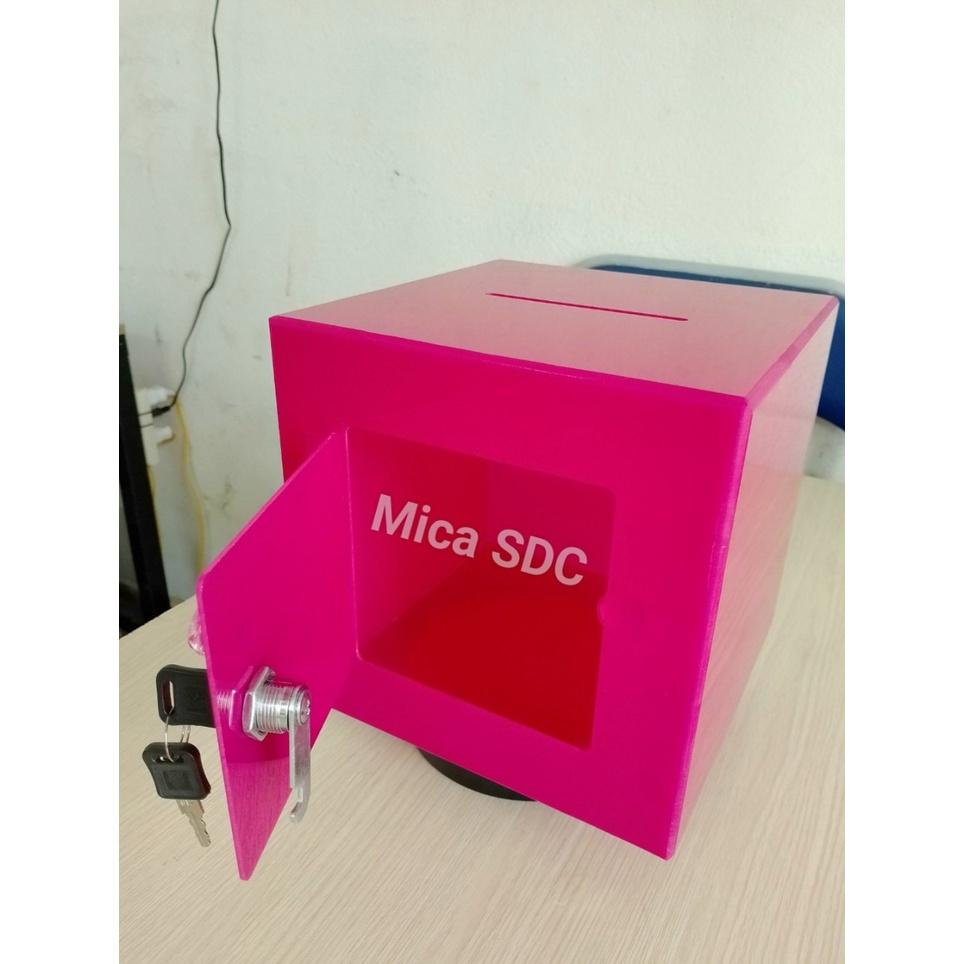 Hộp Đựng Tiê`n Tip - TIP BOX bằng mica có ổ khóa