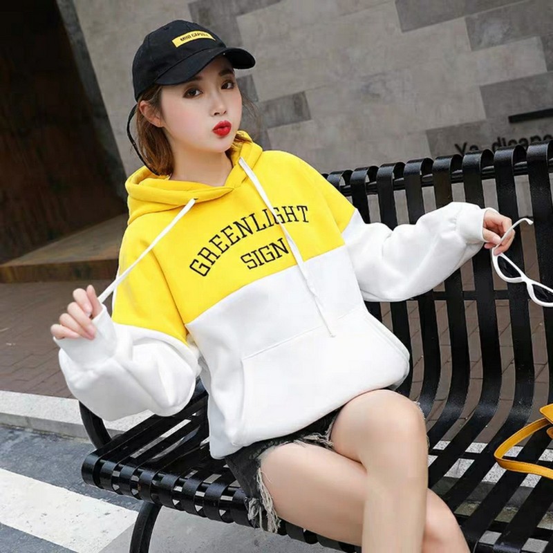 Áo Khoác Hoodie Nữ Thêu GREENLIGHT Trước Ngực - Chất Liệu Thun Nỉ - Form Dưới 60kg - Mẫu Mặc Mọi Lứa Tuổi