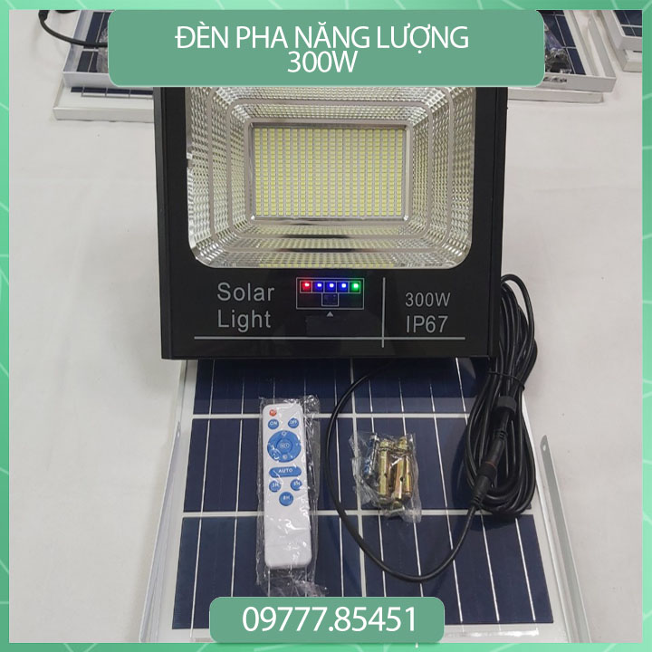 Đèn led pha năng lượng mặt trời 300w IP67 có remote tấm pin rời dây dài 5m