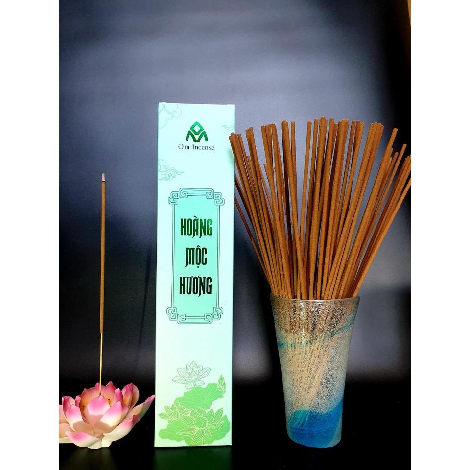 01 Hộp Nhang Thảo Mộc Hoàng Mộc Hương - Om Incense - Nhang sạch Quế Trà Bồng - Chiều dài 30cm - Tăm tre không nhuộm màu