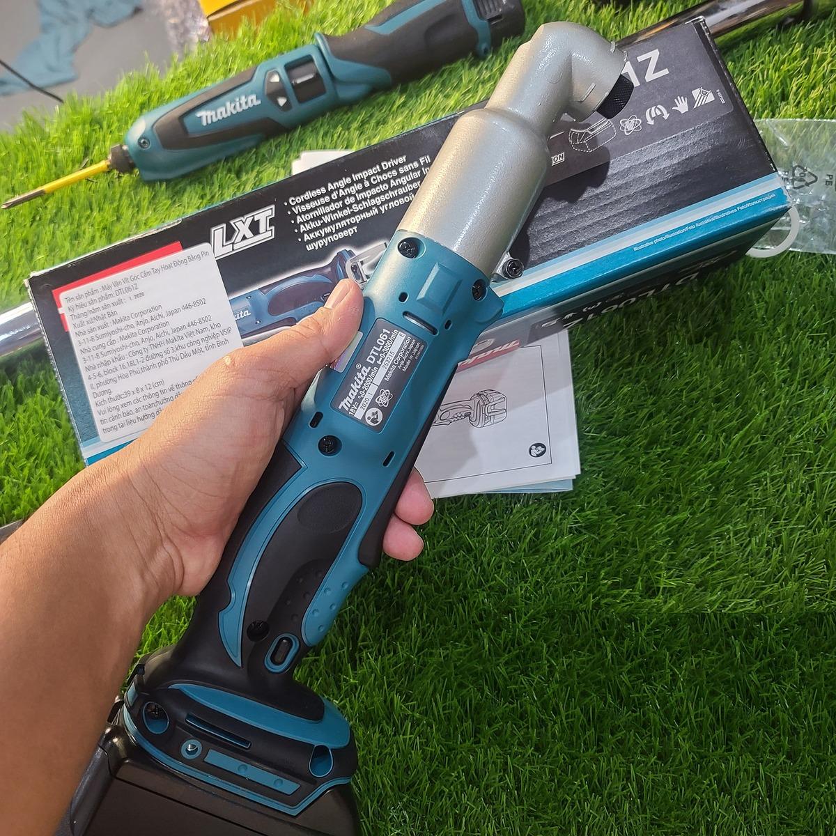 MÁY VẶN VÍT GÓC DÙNG PIN 60 N.M MAKITA DTL061Z - HÀNG CHÍNH HÃNG