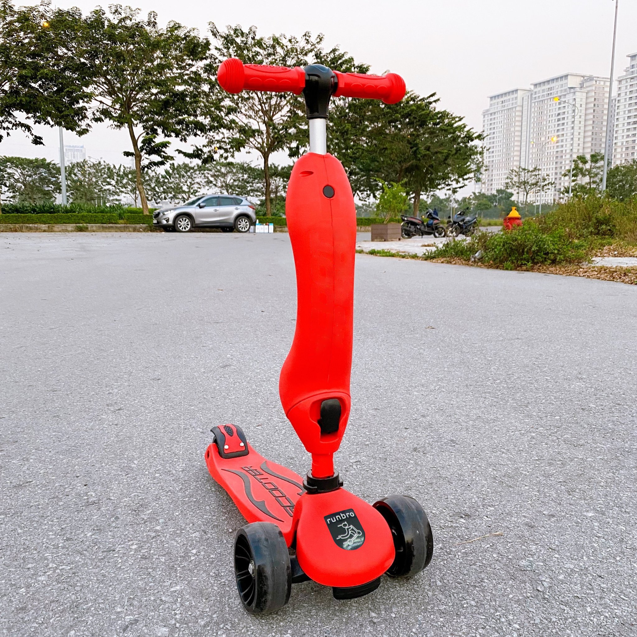 Đồ chơi dạng xe trượt scooter dành cho trẻ em mã HN-1182 - Có thanh đẩy tiện lợi cho ba mẹ