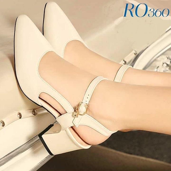 Giày sandal nữ cao gót 6 phân hàng hiệu rosata hai màu đen kem ro360