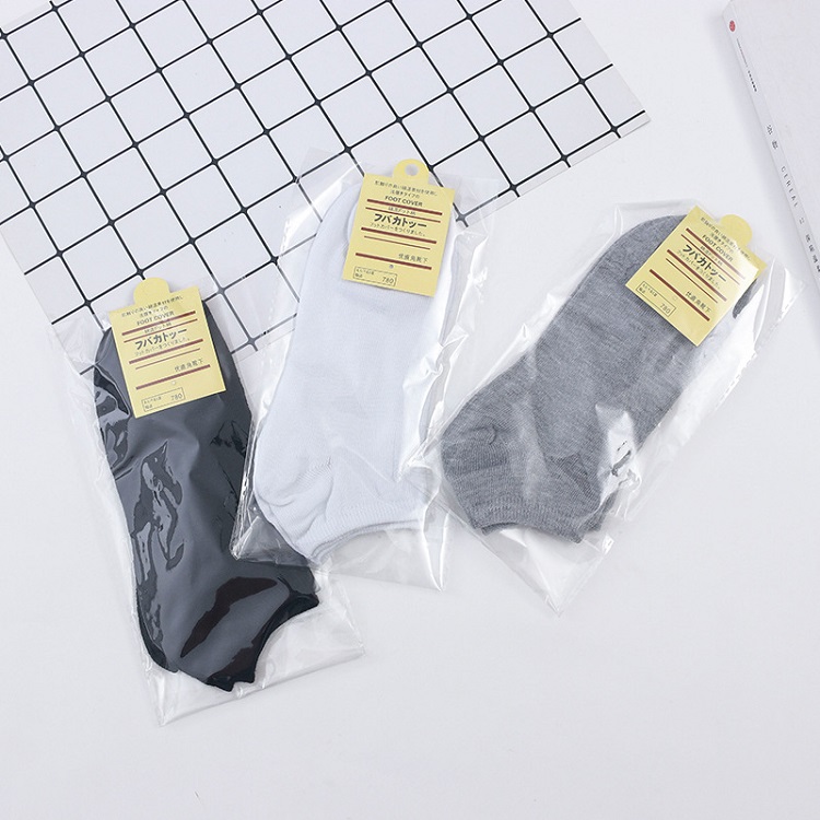 Tất nữ trơn cổ ngắn dễ Mix đồ