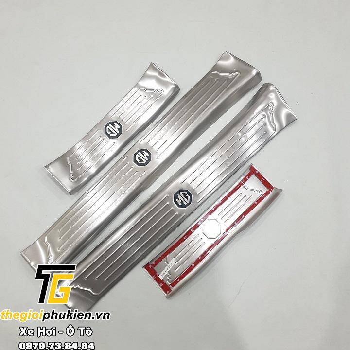 Bộ Ốp bậc, Nẹp bước chân MG ZS – Mẫu Inox