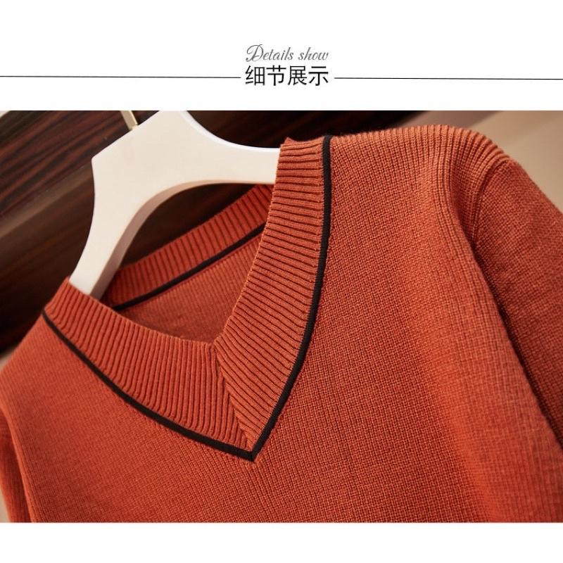 Set áo len + chân váy phối kẻ đen
