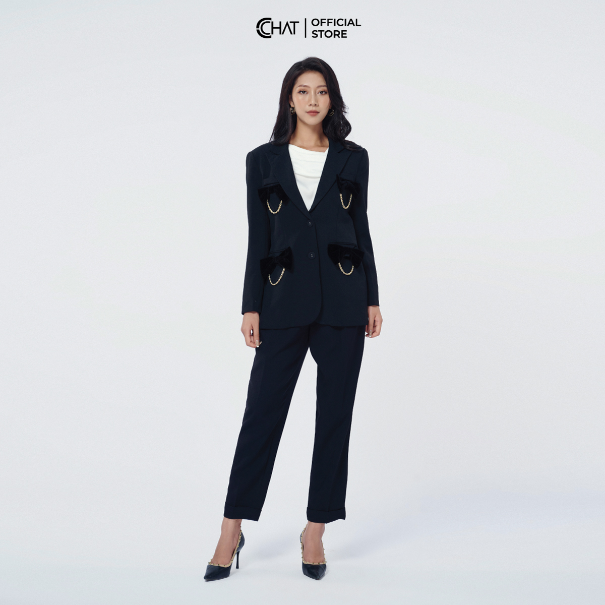 Áo Blazer Nữ CCHAT Dáng Suông Phối Nơ Dáng Suông Phong Cách Trẻ Trung Thanh Lịch 21EHS8015ST