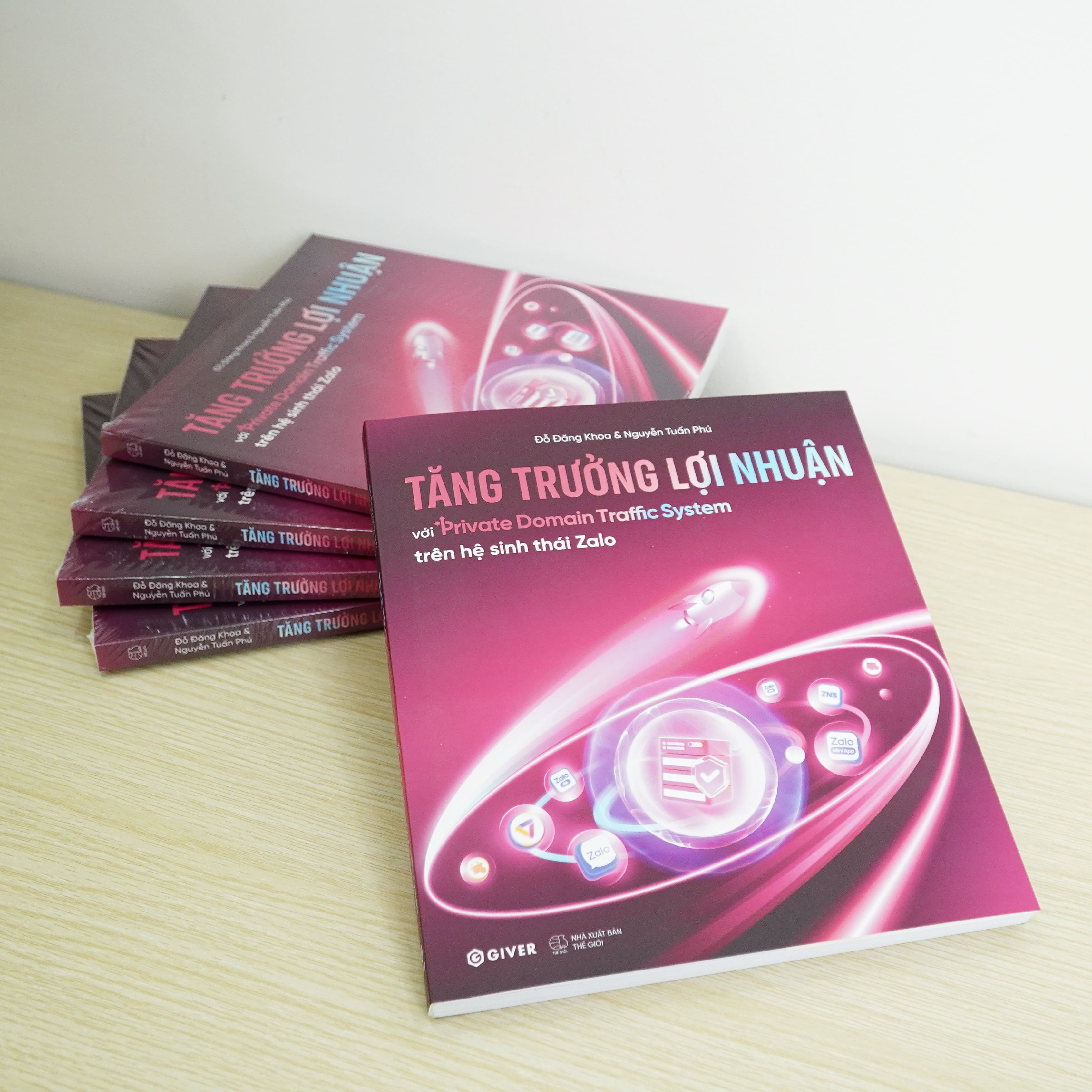 Sách Tăng Trưởng Lợi Nhuận Với PDTS Trên HST Zalo CNV Xây Dựng Hệ Sinh Thái Khách Hàng