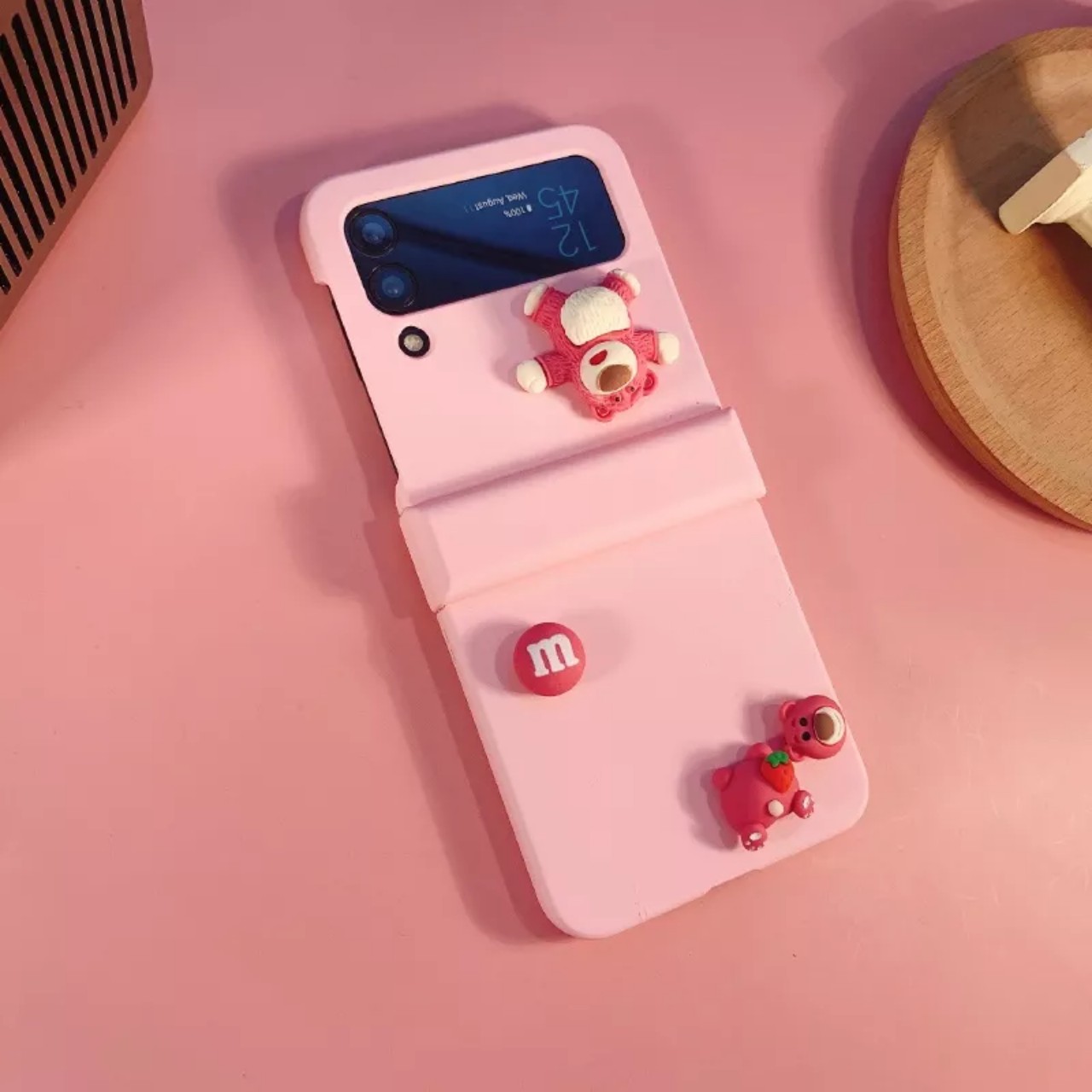Ốp lưng cho samsung Zflip3 - Zflip4 - Z flip 3 -  flip 4 - Z flip3 - Z flip4 5G hồng pastel charm gấu dễ thương