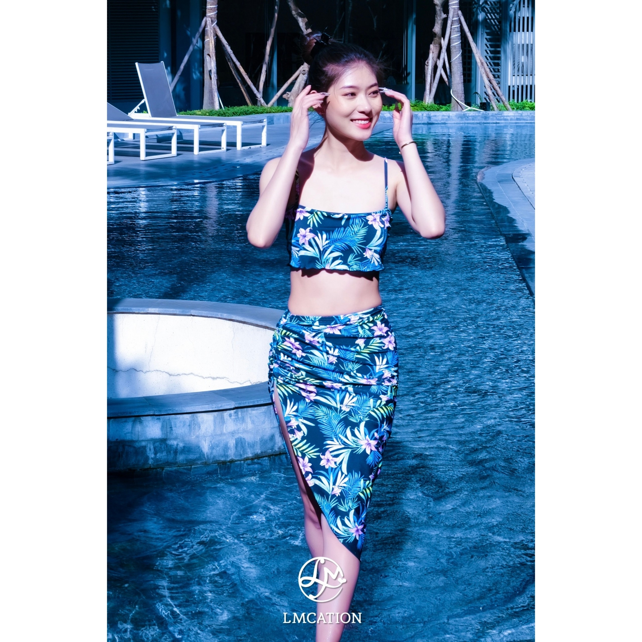 Bộ đồ bơi nữ LMcation - Áo bikini thể thao Mira & Váy đi biển Mira - Vườn đêm
