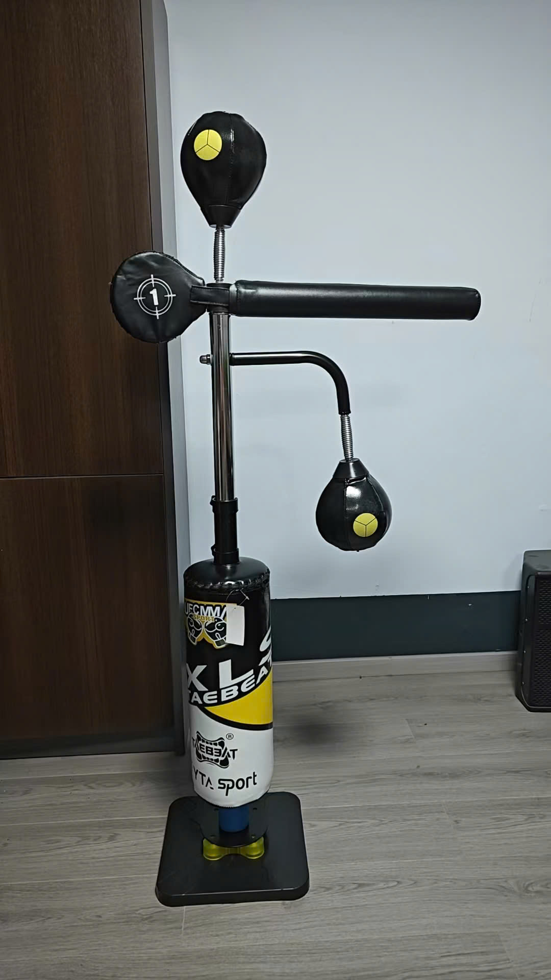 Bao cát đấm bốc liên hoàn trẻ em, Trụ đấm bốc boxing liên hoàn cho bé Kyta Sport chính hãng - Bao cát đấm boxing mma dài 145cm-Ø19cm