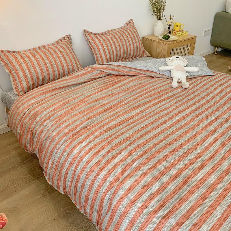 Bộ chăn ga Cotton Poly M2T bedding chăn ga Hàn Quốc họa tiết đỏ sọc đủ size miễn phí bo chun