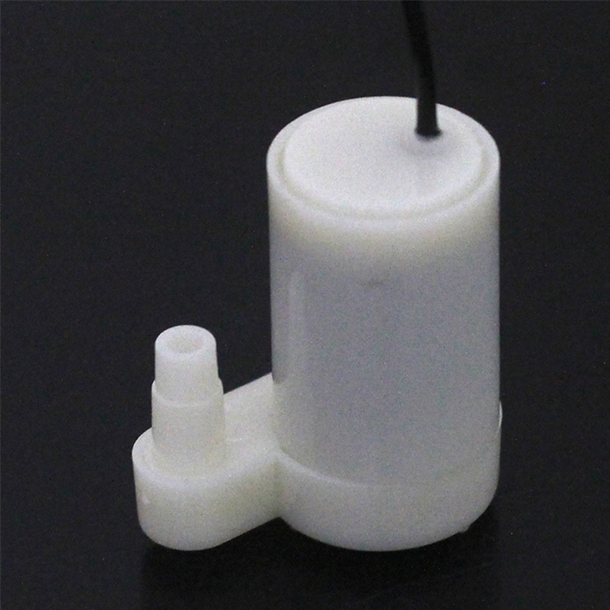 Máy Bơm Chìm Mini 3-12VDC 1.5m Ống Thẳng Đứng