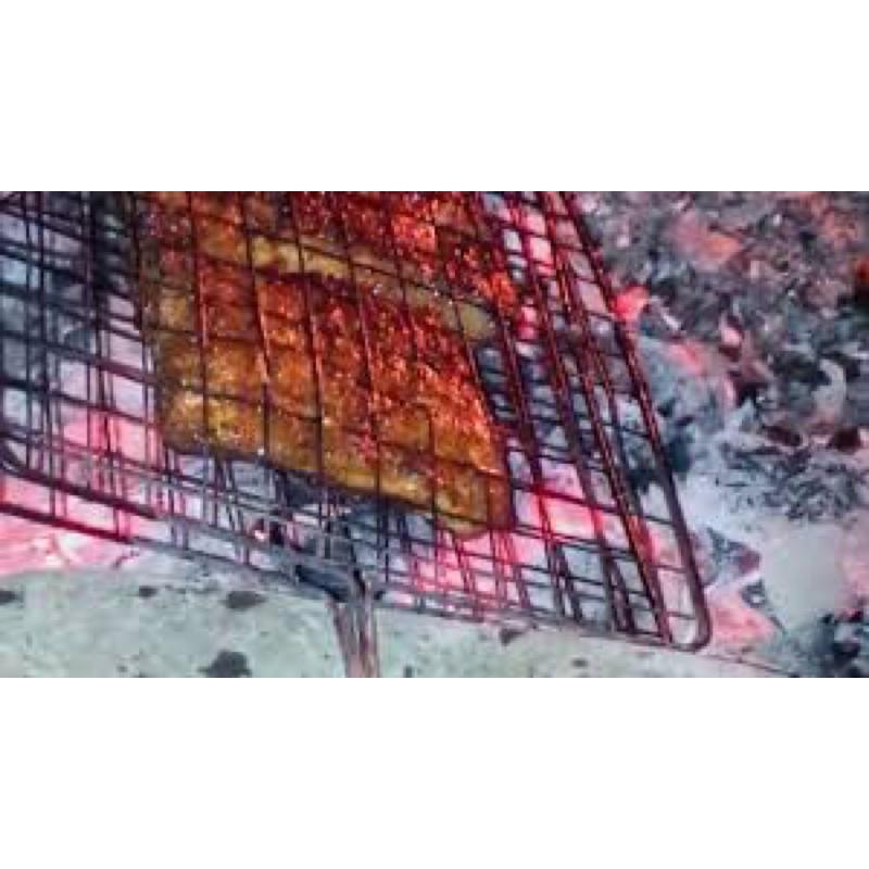 Vỉ nướng, phên nướng thịt bằng inox không rỉ kích thước 30cm x 30cm dày, độ bền cao