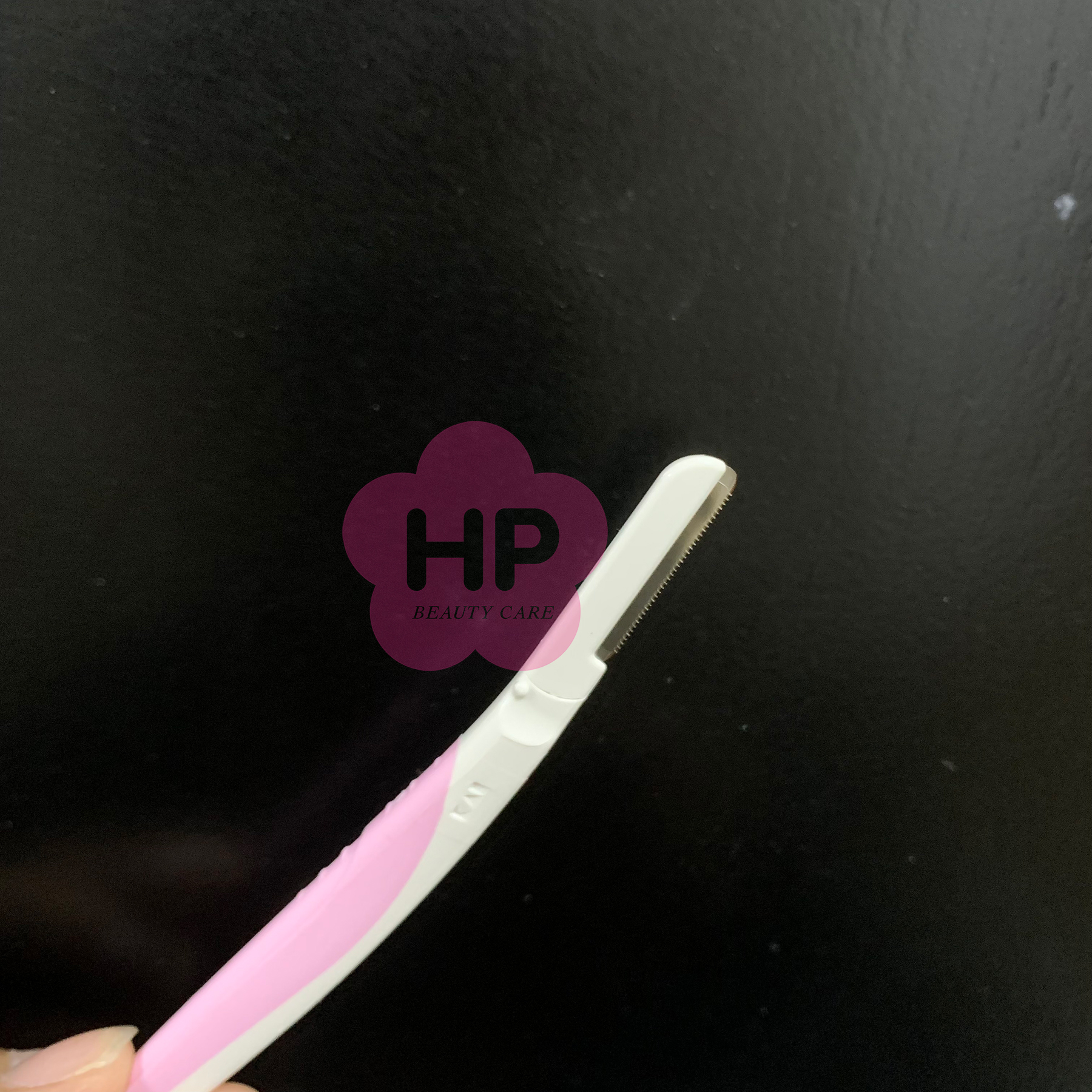 Dao Cạo Lông Mày Cán Dài Lưỡi Thép Không Gỉ Kai Pretty 00188