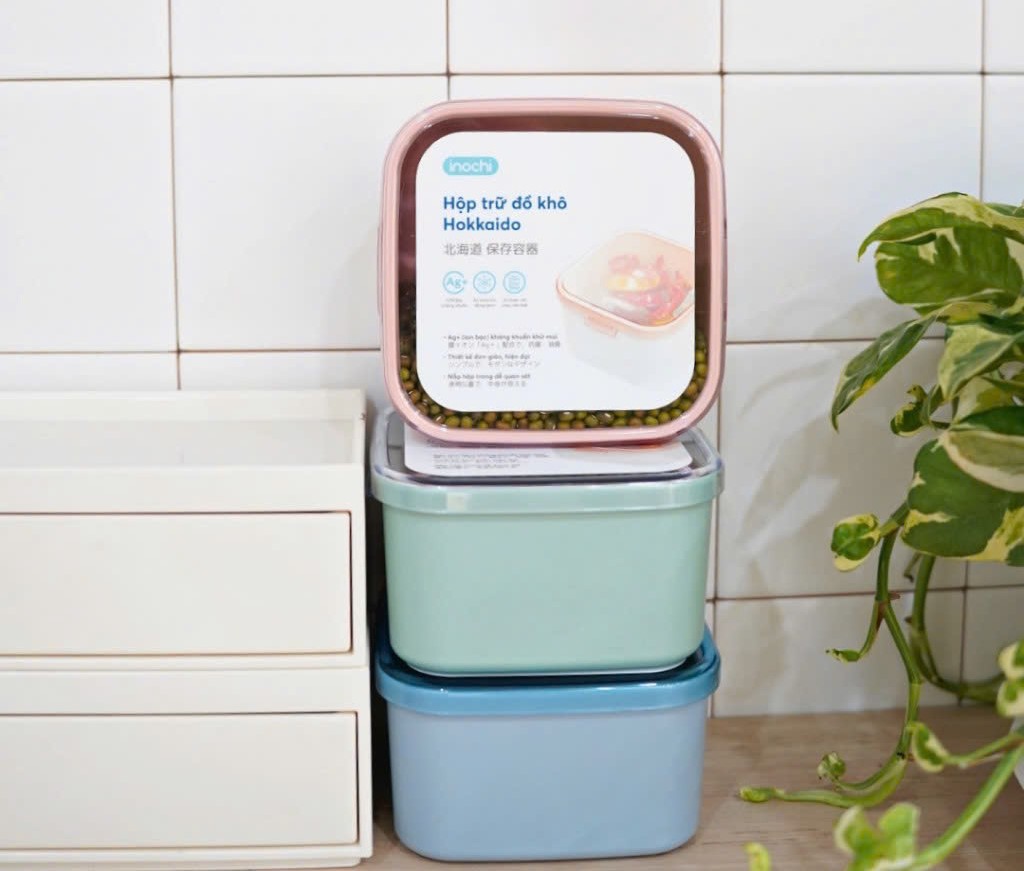 Hộp Trữ Đồ Khô Hokkaido 800ml - Hộp Đựng Thực Phẩm Khô, Chứa Bánh Mứt Inochi ( Tặng kèm sticker)