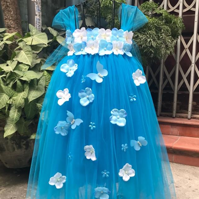Váy tutu màu xanh