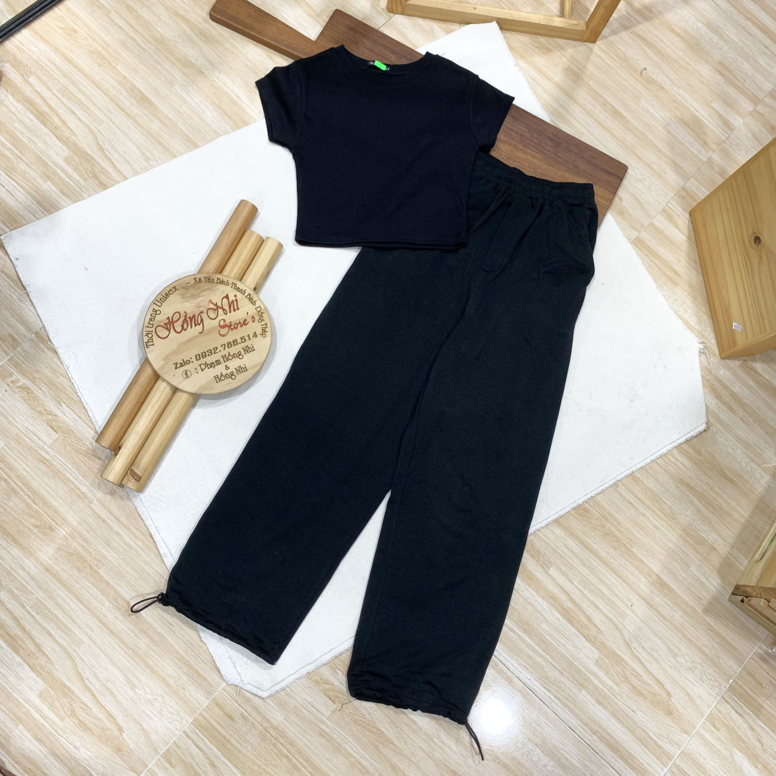 Set Bộ Áo Croptop Body Phối Quần Jogger Trơn Dây Rút Lai Dáng Rộng Ulzzang - MM