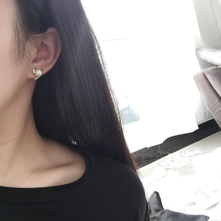 Đôi bông tai hợp kim hình trái tim đính ngọc kiểu dáng xinh xắn, trẻ trung cho nữ