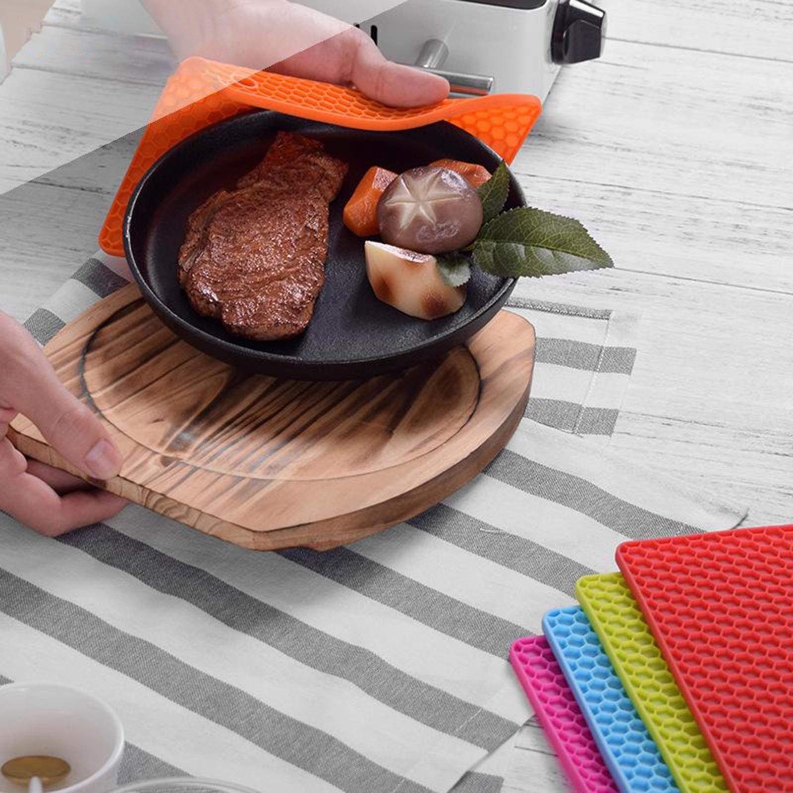 Silicone Pot Mat Heat Resistant Potholders Non Slip Trivet Pad for Cooking