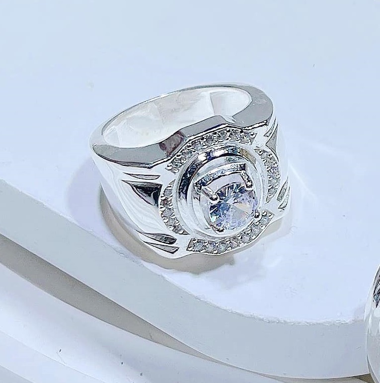 Nhẫn bạc nam mặt đá tròn chất liệu bạc ta MS195