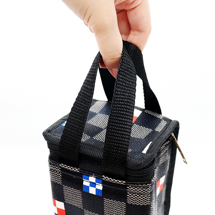 Túi giữ nhiệt bình nước caro lá cờ màu đen