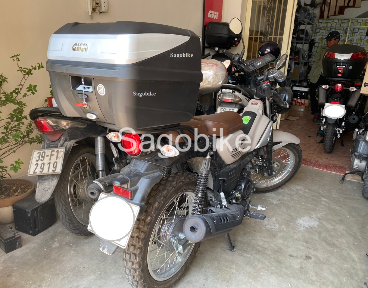 Thùng xe PG-1 thùng givi B32N Bold kèm đế MP60N, ốc gắn và baga PG 1 - Hàng givi chính hãng, bảo hành 2 năm