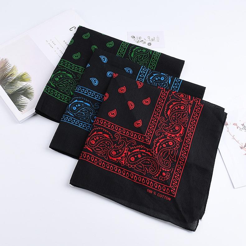 Khăn bandana màu mới kèm móc chain (theo lựa chọn)